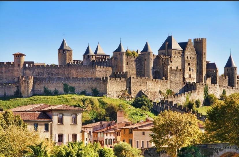 Gite Au Pied De La Cite Medievale - Le 127 Carcasona Exterior foto